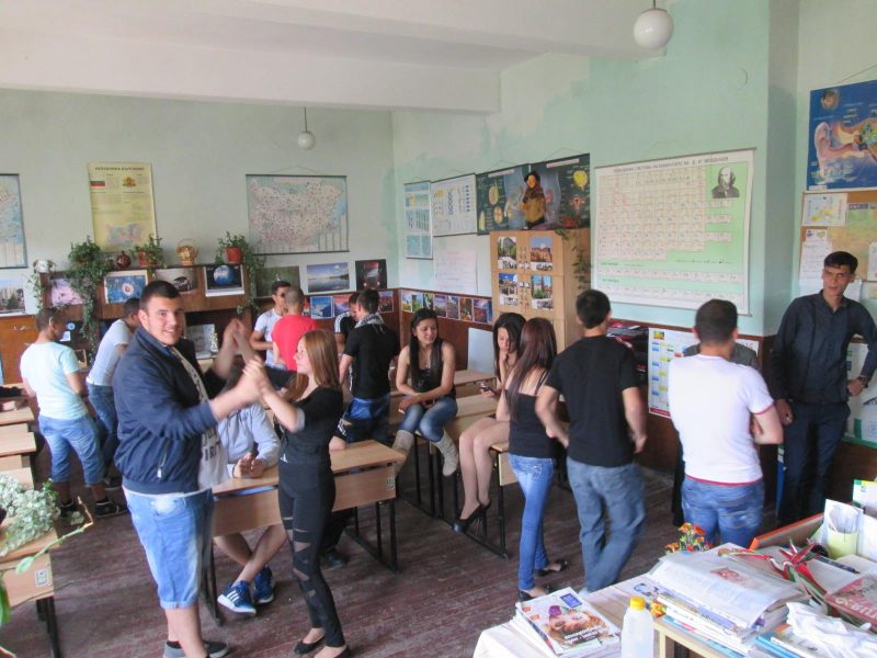 Изпращане на Випуск 2015