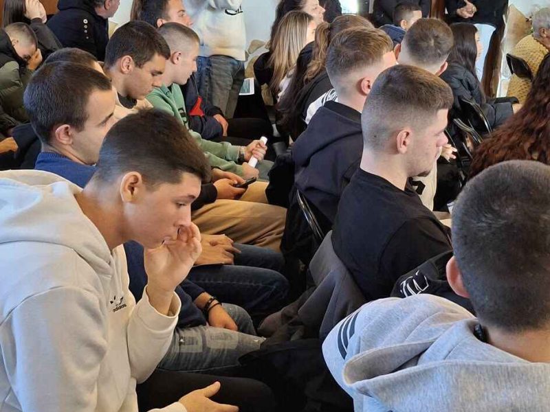 0b97d034-8932-42d6-a472-783073515b68