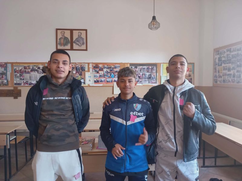 0f58151d-fbcf-4c96-b2e3-fd8dca9c6ef3