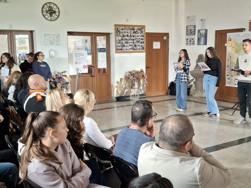 335f9efa-a262-484b-8459-4ab9d99f5ddc