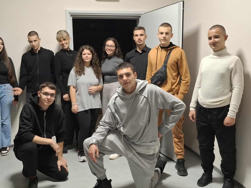 36960487-6776-4d92-8921-8dadb27ac467