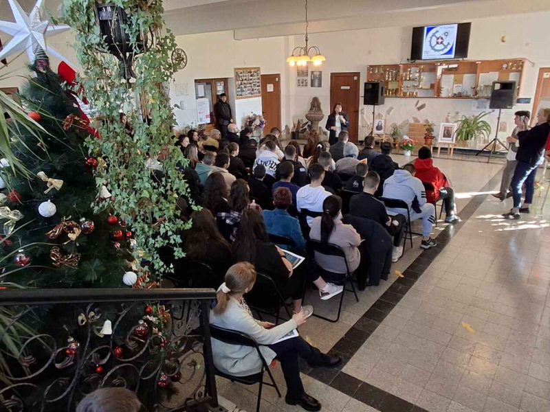 4262db5b-1a22-4843-b993-19def9e20090