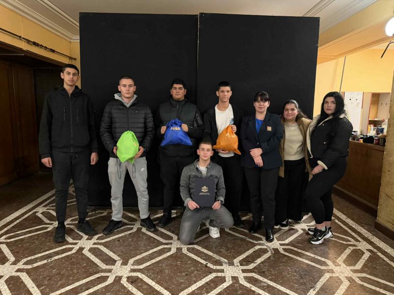 580987824_1354863563031848_7050890804548761172_n