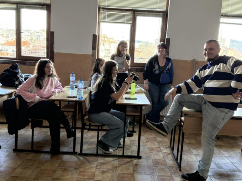 6815448b-2166-4c8f-b8a5-c9d3d9daa230