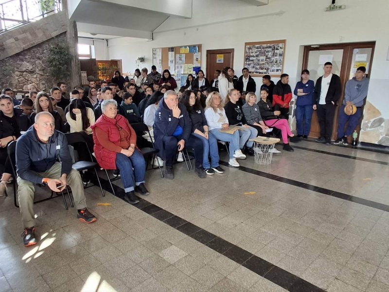 accd5965-4869-4972-98b4-61f26ef0901a