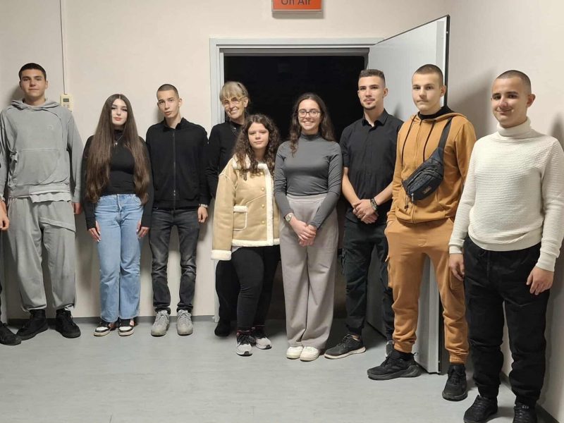 b7a92962-e43e-4bfa-b52c-21bb3f7b4793