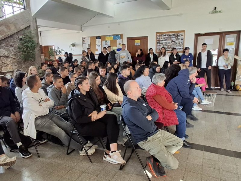 f7c25993-1483-479f-8fce-6cd177ac9986